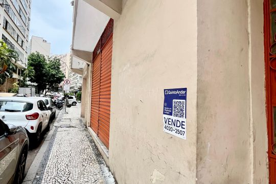 Placa de apartamento à venda com 2 quartos, 66m² em Copacabana, Rio de Janeiro