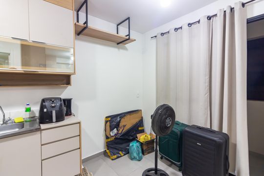 Studio de kitnet/studio à venda com 1 quarto, 24m² em Bonfim, Osasco