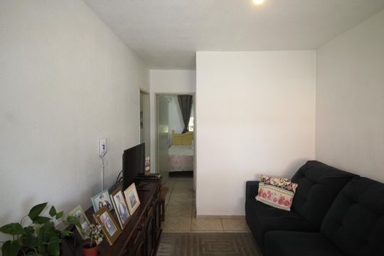 Apartamento para alugar com 1 quarto, 40m² em Jardim Itu, Porto Alegre