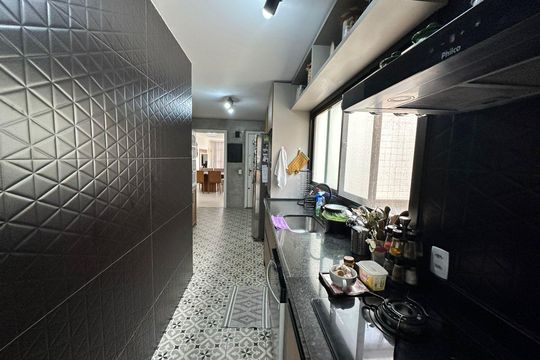 Cozinha de apartamento à venda com 4 quartos, 300m² em Recreio dos Bandeirantes, Rio de Janeiro