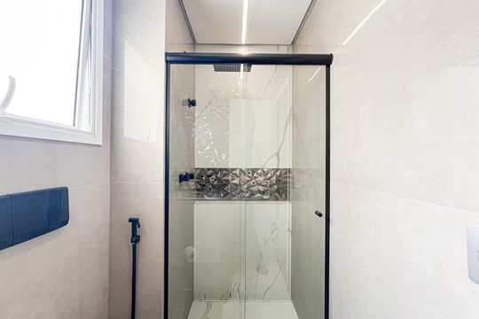 Banheiro de apartamento à venda com 1 quarto, 62m² em Várzea da Barra Funda, São Paulo