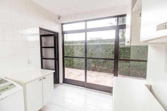 Área de Serviço de apartamento para alugar com 4 quartos, 480m² em Residencial Zero (tambore), Santana de Parnaíba