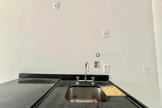 Cozinha de kitnet/studio à venda com 1 quarto, 28m² em Vila Clementino, São Paulo
