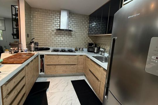 Cozinha de casa de condomínio à venda com 3 quartos, 214m² em Freguesia (Jacarepaguá), Rio de Janeiro