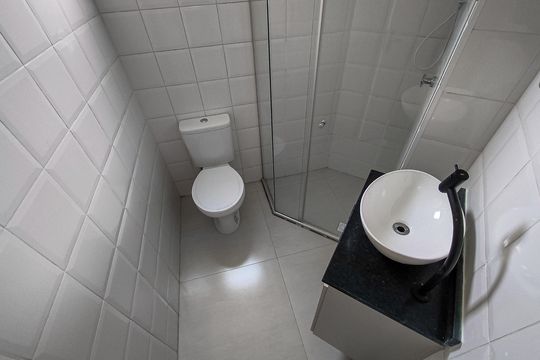 Banheiro de apartamento para alugar com 3 quartos, 58m² em Jardim Marajoara, São Paulo