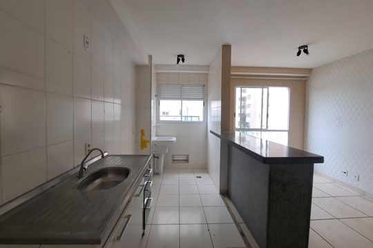Cozinha de apartamento à venda com 2 quartos, 43m² em Conceicao, Osasco