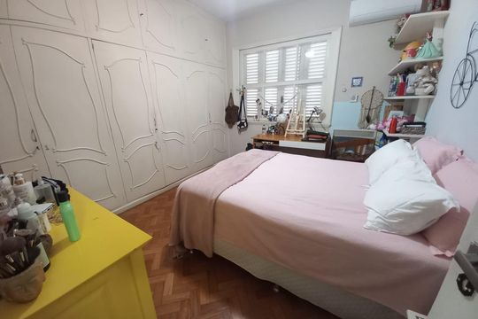 Quarto de apartamento à venda com 3 quartos, 127m² em Tijuca, Rio de Janeiro