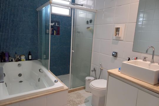 Banheiro de apartamento à venda com 3 quartos, 127m² em Tijuca, Rio de Janeiro