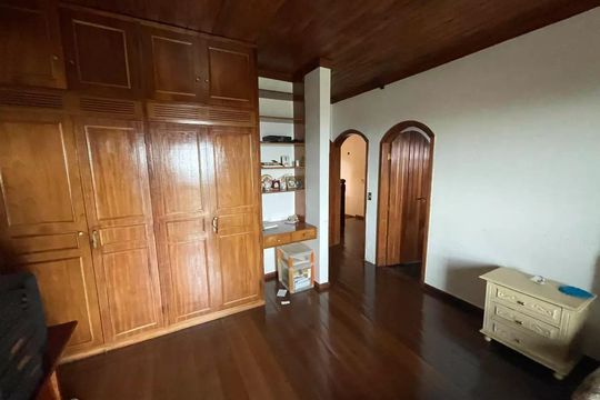 Casa para alugar com 4 quartos, 494m² em Belvedere, Belo Horizonte