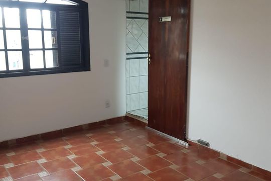 Quarto de casa para alugar com 3 quartos, 161m² em Nova Aldeinha, Barueri
