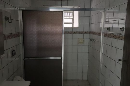 Banheiro de casa para alugar com 3 quartos, 161m² em Nova Aldeinha, Barueri