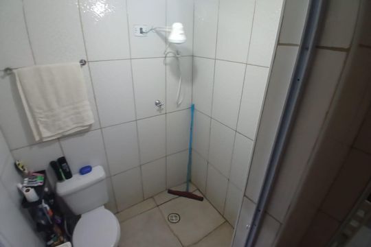 Banheiro de casa à venda com 4 quartos, 172m² em Jardim Peri, São Paulo
