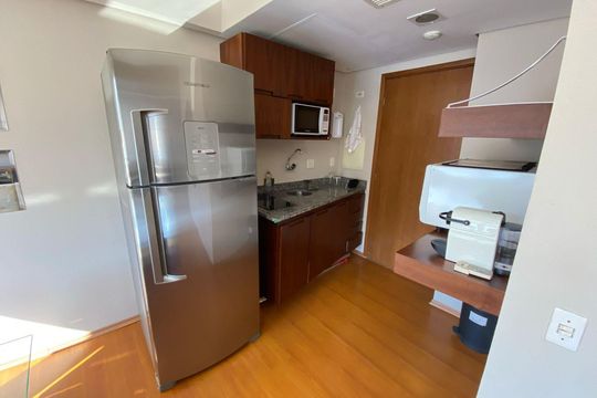 Cozinha de apartamento para alugar com 1 quarto, 39m² em Paraíso, São Paulo