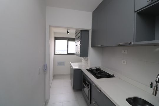 Cozinha de apartamento à venda com 2 quartos, 77m² em Vila Prudente, São Paulo