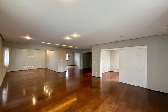 Apartamento à venda com 4 quartos, 320m² em Campo Belo, São Paulo