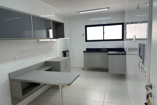 Apartamento à venda com 3 quartos, 148m² em Pompeia, São Paulo