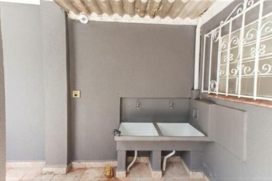 Área de serviço de casa à venda com 3 quartos, 232m² em Vila Gustavo, São Paulo