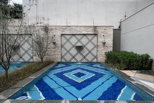 Piscina de kitnet/studio à venda com 1 quarto, 28m² em Paraíso, São Paulo
