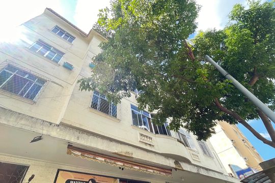 Fachada de apartamento à venda com 3 quartos, 100m² em Vila Isabel, Rio de Janeiro