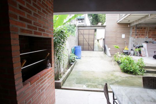 Quintal de casa para alugar com 3 quartos, 76m² em Taquara, Rio de Janeiro