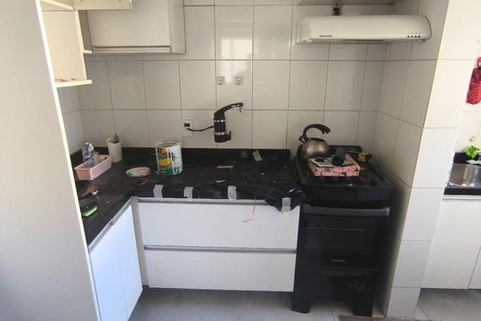 Cozinha de apartamento para alugar com 3 quartos, 56m² em Santa Cândida, Curitiba