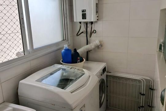 Área de serviço de apartamento à venda com 2 quartos, 94m² em Jardim Europa, Porto Alegre