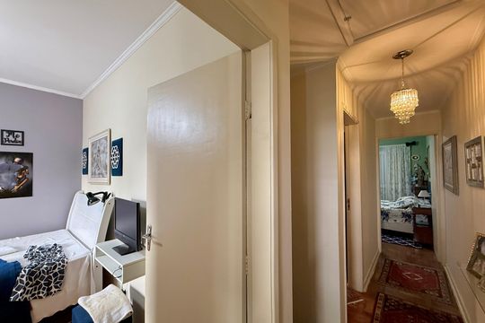 Corredor Quartos  de casa à venda com 3 quartos, 160m² em Campo Belo, São Paulo