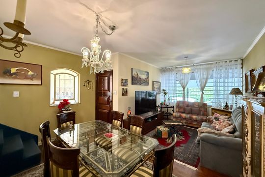 Casa à venda com 3 quartos, 160m² em Campo Belo, São Paulo