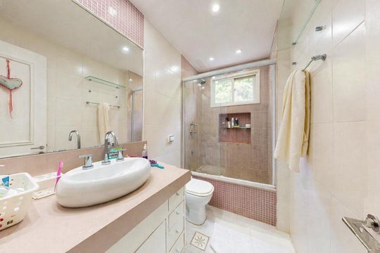 Banheiro de apartamento à venda com 4 quartos, 206m² em São Conrado, Rio de Janeiro
