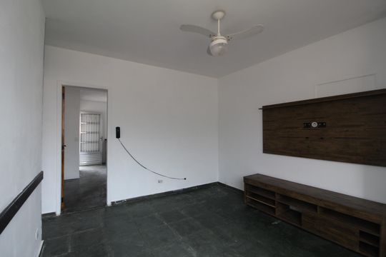 Sala de casa de condomínio para alugar com 3 quartos, 120m² em Taquara, Rio de Janeiro