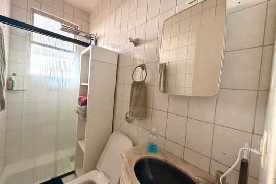 Apartamento à venda com 3 quartos, 190m² em Horto, Belo Horizonte