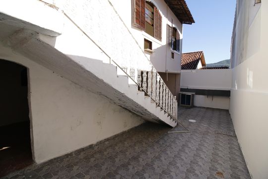 Quintal de casa de condomínio para alugar com 4 quartos, 200m² em Taquara, Rio de Janeiro