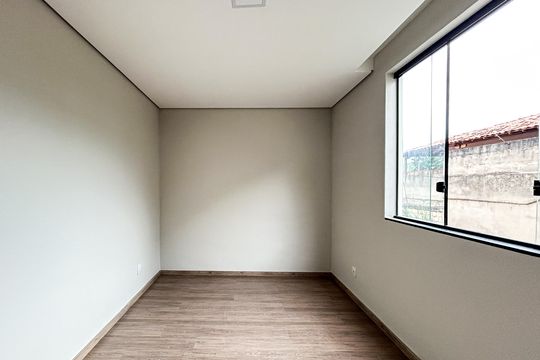 Casa à venda com 3 quartos, 180m² em Canaa, Belo Horizonte
