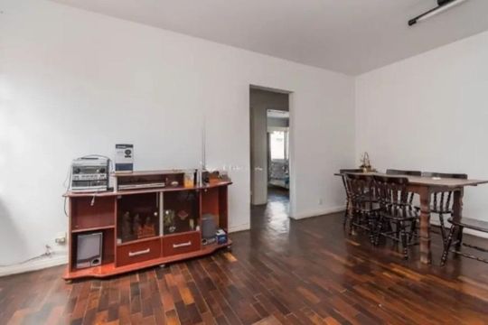Sala  de apartamento para alugar com 3 quartos, 95m² em Moinhos de Vento, Porto Alegre