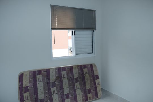 Casa de Condomínio para alugar com 2 quartos, 50m² em Chácara Tropical (caucaia do Alto), Cotia