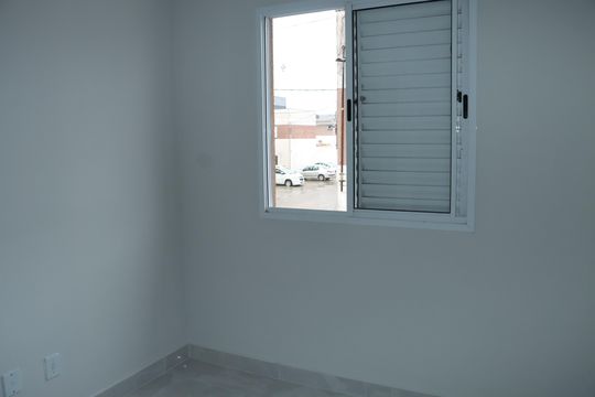 Casa de Condomínio para alugar com 2 quartos, 50m² em Chácara Tropical (caucaia do Alto), Cotia