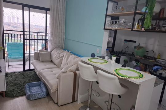 Sala de apartamento à venda com 2 quartos, 51m² em São Pedro, Osasco