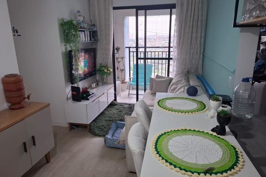 Sala de apartamento à venda com 2 quartos, 51m² em São Pedro, Osasco