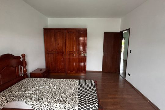 Quarto 1 de casa à venda com 4 quartos, 430m² em Vila Curuçá, Santo André