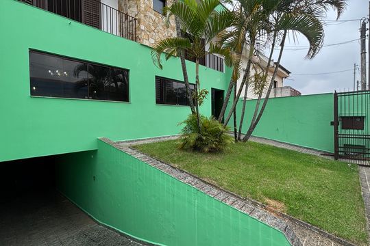 Garagem de casa à venda com 4 quartos, 430m² em Vila Curuçá, Santo André