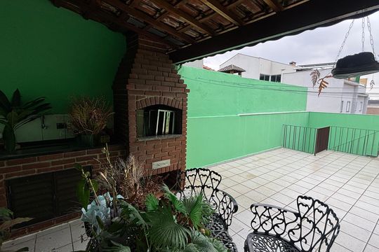 Quintal de casa à venda com 4 quartos, 430m² em Vila Curuçá, Santo André