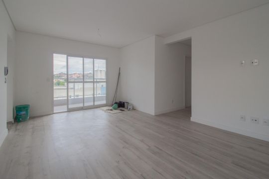 Apartamento para alugar com 3 quartos, 180m² em Vila Guarani, Mauá