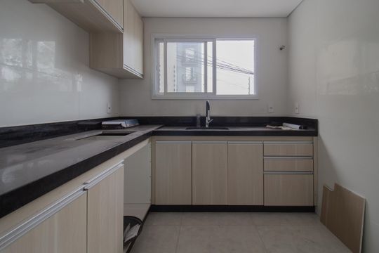 Cozinha de apartamento para alugar com 3 quartos, 100m² em Vila Guarani, Mauá