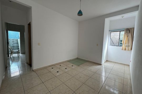 Casa 2 - sala de casa à venda com 3 quartos, 225m² em Padroeira, Osasco