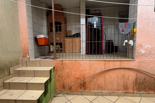 Quarto 1 Vista de casa para alugar com 2 quartos, 100m² em Jardim Pilar, Santo André