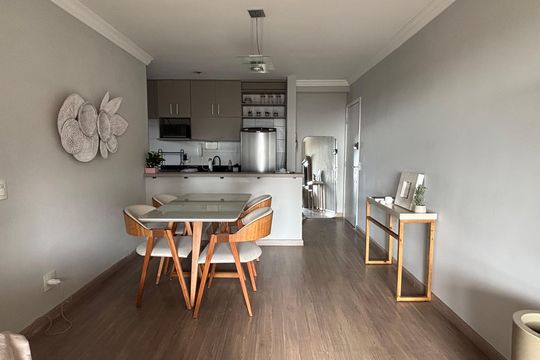 Sala/cozinha de apartamento à venda com 3 quartos, 73m² em Vila Andrade, São Paulo