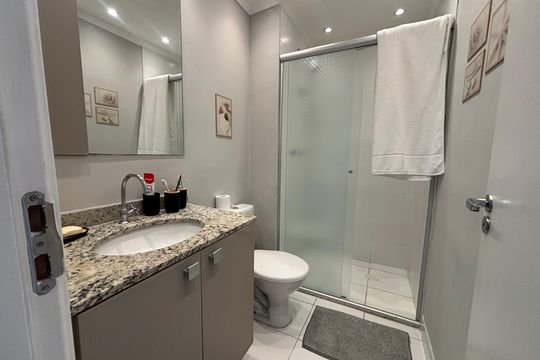 Banheiro de apartamento à venda com 3 quartos, 73m² em Vila Andrade, São Paulo