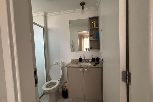 Banheiro de apartamento à venda com 3 quartos, 73m² em Vila Andrade, São Paulo
