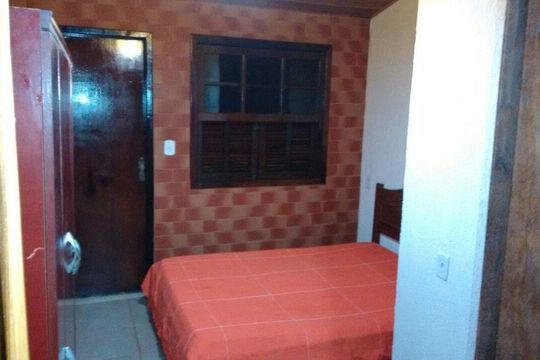 Quarto de casa para alugar com 2 quartos, 75m² em Guaratiba, Maricá