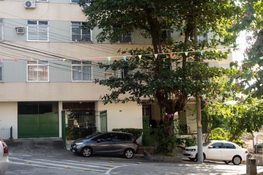 Fachada de apartamento à venda com 2 quartos, 60m² em Engenho de Dentro, Rio de Janeiro